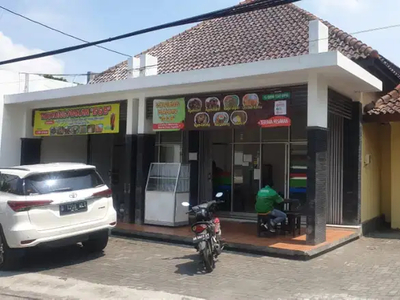 Dijual Kost Eksklusif 32 kamar + Rumah Induk Jakal UII