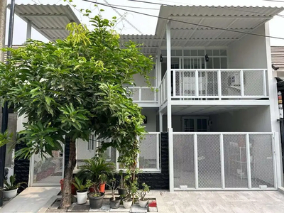 Dijual Rumah 2 Lantai Full Renovasi Lokasi Perum Jaya Maspion Gedangan