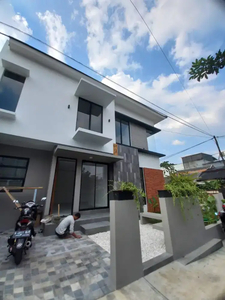 Dijual rumah baru siap huni dalam cluster Griya loka BSD