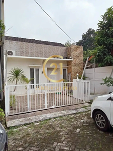 Dijual Rumah di Graha Bintaro sektor 9 lokasi pojok siap huni