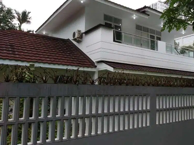 DIJUAL RUMAH DI JL.BRAWIJAYA KEBAYORAN BARU JAKARTAA SELATAN