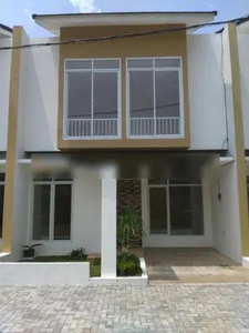 HUNIAN 3 LANTAI DALAM TOWN HOUSE DI PONDOK AREN, TANGERANG.