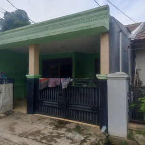 Jual murah rumah siap huni di kawasan elit bsd