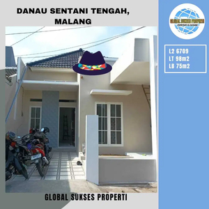 Rumah Baru Desain Bagus Strategis Siap Huni di Sawojajar Malang
