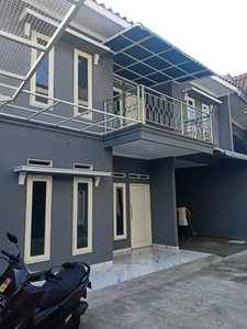 Rumah Baru Siap Huni lokasi strategis Jakarta Selatan