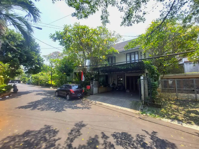 Rumah DIjual Bintaro Jaya Sektor 3. Komplek, Asri & Tenang - NEGO
