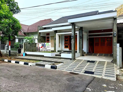 Rumah Exclussive Full Granit & Jati Oven di Jl. Ters Jakarta Antapani