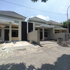 Rumah Istimewa Murah Akses Mudah Dekat Jl Raya Wolter Monginsidi