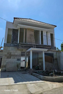 Rumah Mewah Dekat jalan Palagan Yogyakarta