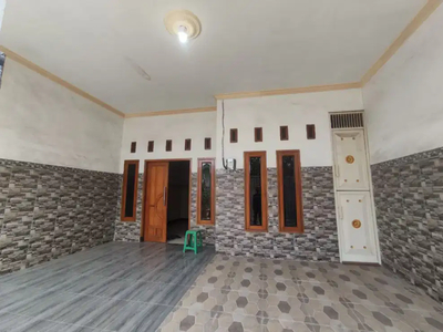 Rumah minimalis dan strategis 1 Lantai, 3 kamar di Sidoarjo Jawa Timur