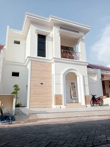 Rumah Modern Minimalis Dalam Perum Elite JL. Kaliurang Km. 8