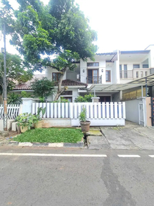 Dijual Rumah Alam segar Pondok indah Jakarta Selatan