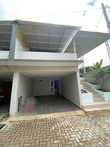 Dijual Rumah Baru 3 Lantai dalam Cluster di Jatiasih Bekasi