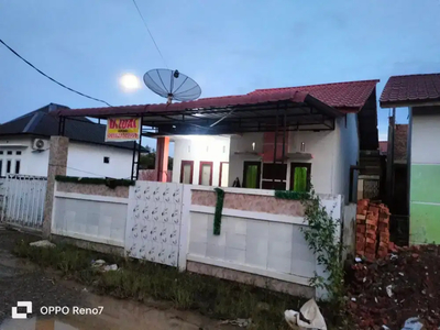 Dijual Rumah di Kompleks Griya Lapang