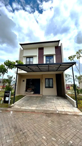 Dijual Rumah
Rumah 2 Lantai Di Jl Perintis Kemerdekaan Dekat Bandara