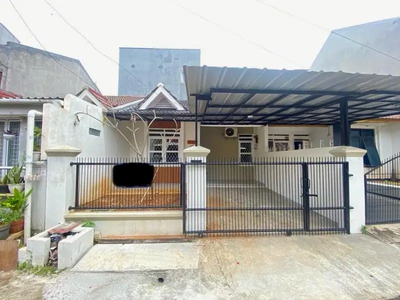 FOR SALE! Rumah Cantik dan Strategis Siap Huni di BSD