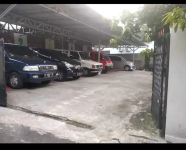 Lahan Parkir Sudah ada Pelanggan Parkir Tetap di Ciracas Jakarta Timur