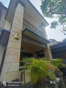 Rumah Bagus Furnished Dijual, area Denpasar Barat