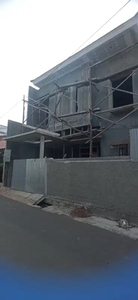 Rumah Baru Proses Finishing Rawamangun Jakarta Timur
