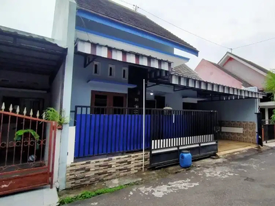 Rumah di Colomadu Karanganyar area Perumahan