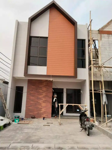 Rumah Exclusive Siap Huni Akses Jln 2 Mobil Lokasi Dekat Tol Becakayu
