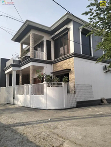 Rumah hook 2 lantai kokoh di Bintara Jaya Bekasi Barat