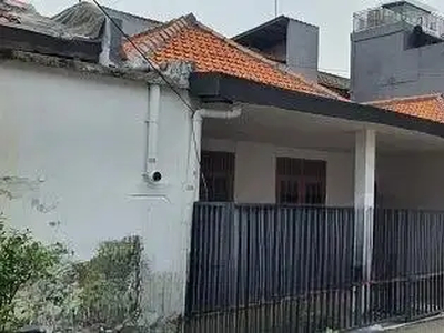 RUMAH KAYU PUTIH 84m2 1 LANTAI, RUMAH TUA, STRATEGIS, KODE YE.9072