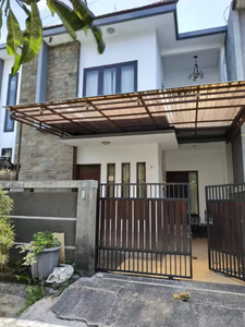 Rumah manimalis Jl Tukad Badung Renon