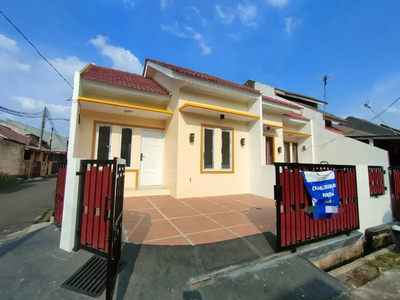 RUMAH READY DI PERUMAHAN PALING POPULER DI DUKUH ZAMRUD BEKASI TIMUR