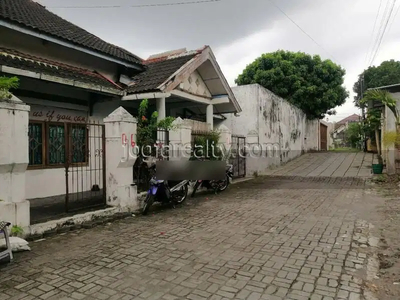 Rumah Tanah Luas Dekat Jalan Kaliurang Jogja di Ngaglik Sleman Yogyaka