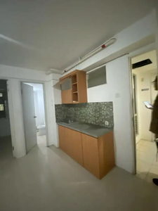Type 3 kamar apartemen bassura ada kitchen set