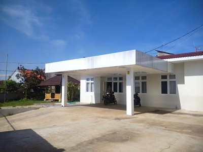 WY - 23397 Rumah Dengan Halaman Luas Di Cihanjuang Bandung