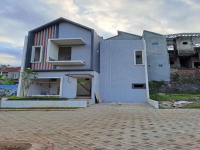 Rumah Ready stok , 2 lantai full fasilitas , bonus Rooftop , Murah
