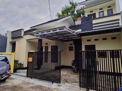 2 unit rumah berjejer area Westlake