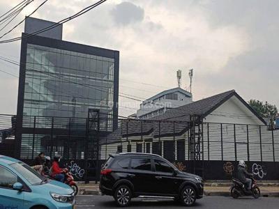 Gedung Kantor Plus Gudang di Kebon Jeruk Jakarta Barat