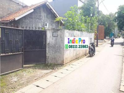 Rumah Hitung Tanah pinggir jalan raya di Jagakarsa Jaksel