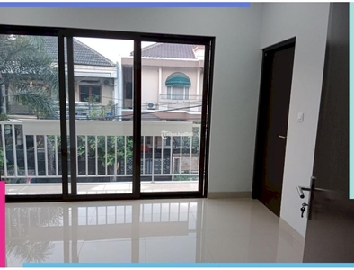 Dijual Rumah 2 Lantai LT125 LB98 Lokasi Strategis Siap Huni - Bandung Kota