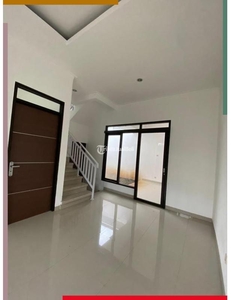 Dijual Rumah LT106 LB80 2 Lantai 3KT 2KM Siap Huni - Bandung Jawa Barat