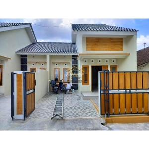 Jual Rumah Modern Termurah Tipe 70 dekat RS Hermina di Maguwoharjo - Sleman Jogja