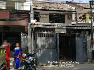 Dijual Ruko siap pakai di Raya Kelapa Gading 6x20m2