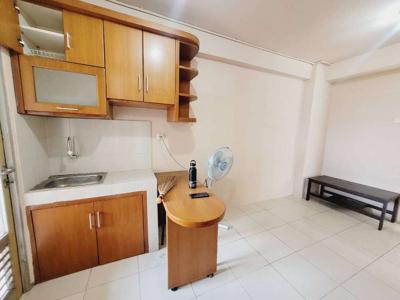 Apartemen Gading Nias 2 kamar Tower Emerald Semifurnished Lt 8 HOEK