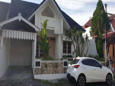 Rumah dijual Security 24 Jam 3 Menit Pasar Kolombo Jakal