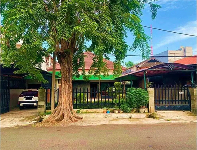 CA2521 Rumah Dijual di Jalan Nias Strategis dekat Stasiun Gubeng