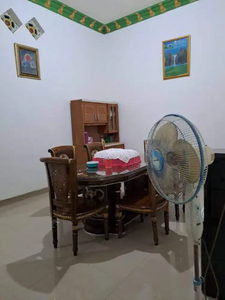 Di jual Cepat Rumah 3 Lantai