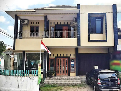 Dijual cepat butuh uang rumah dan ruang usaha seputaran pasar colomb