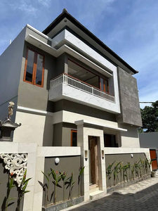 Dijual Rumah Baru 2 Lt Jalan Soka Denpasar
