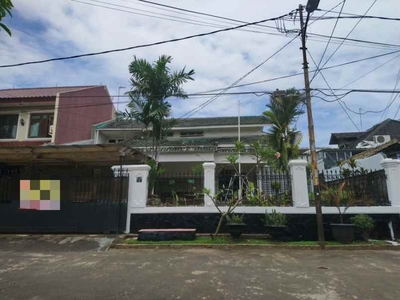 Dijual Rumah Komplek Elite Jatiwaringin Asri Pondok Gede Bekasi