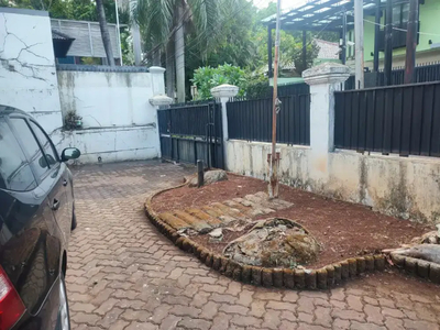 Dijual rumah siap huni di Menteng Jakarta Pusat