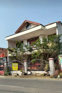 Dikontrakkan rumah, kantor