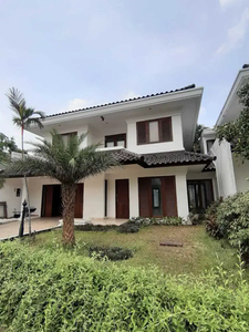 For Sale Bright house in an expatriate compound in Pejaten Barat